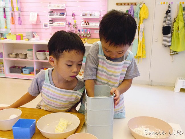 │台北。大安區│新開幕「焙客樂園Baker Land」親子烘焙教室。DIY蛋糕、甜點、餅乾、馬卡龍