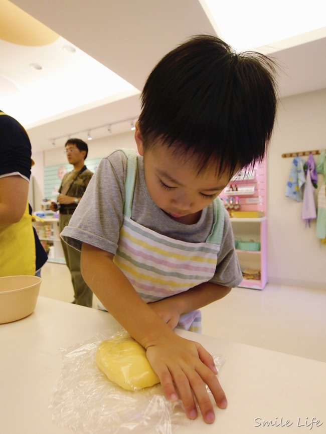 │台北。大安區│新開幕「焙客樂園Baker Land」親子烘焙教室。DIY蛋糕、甜點、餅乾、馬卡龍