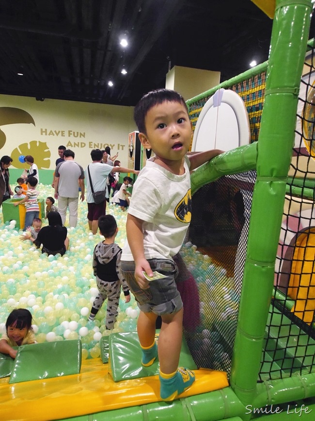 │新竹。親子飯店│煙波飯店三訪。全新「卡樂次元親子樂園」小孩high翻一整天