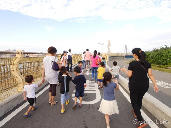 ▌桃園。新屋▌媽寶團親子一日遊（大腳丫農莊、永安漁港、綠色隧道、大島割烹日本料理）