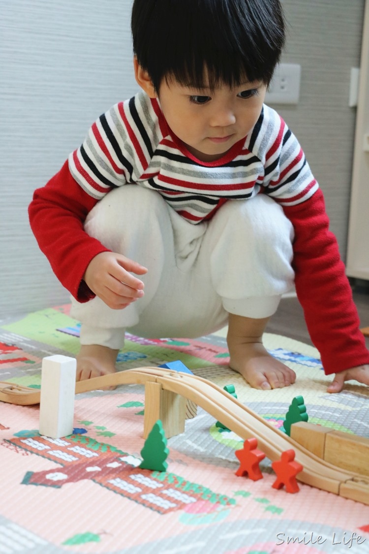 ▌育兒▌安全無毒防滑爬行/遊戲地墊。好Q彈「韓國Bamate雙面兒童遊戲地墊」車車控愛瘋了! ▌育兒▌安全無毒防滑爬行/遊戲地墊。好Q彈「韓國Bamate雙面兒童遊戲地墊」車車控愛瘋了!