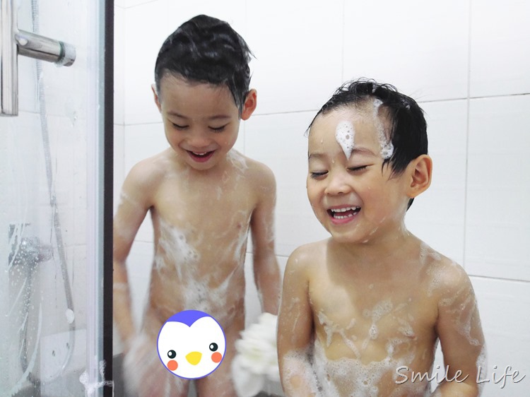 德國珊諾sanosan親膚溫和水解乳蛋白配方。長效保濕重拾baby香 德國珊諾sanosan親膚溫和水解乳蛋白配方。長效保濕重拾baby香