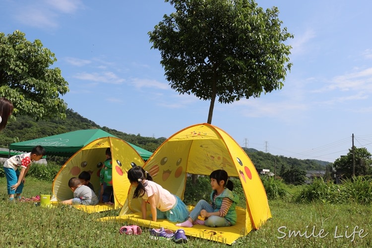 ▌新北景點▌金山汪汪地瓜園。烤磚窯／烤肉／挖沙／打水仗／有機地瓜種植 小農親子體驗