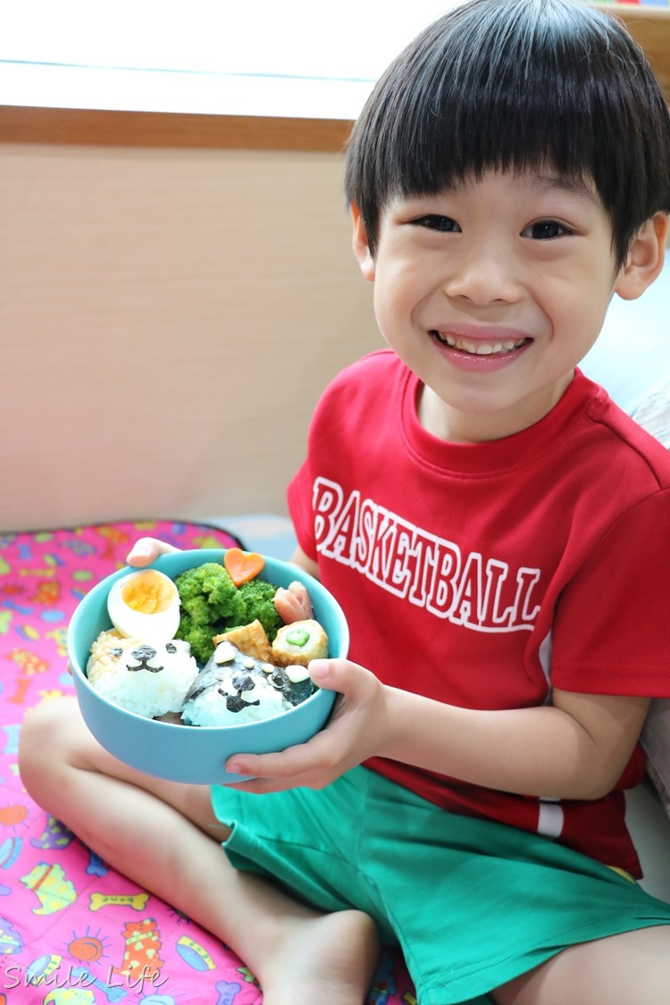▌親子料理▌野餐趴必備日本Arnest。不失手視覺系可愛造型便當+手工餅乾。收服大小孩的心 ▌親子料理▌野餐趴必備日本Arnest。不失手視覺系可愛造型便當+手工餅乾。收服大小孩的心