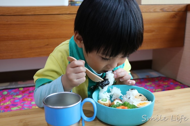 ▌親子料理▌野餐趴必備日本Arnest。不失手視覺系可愛造型便當+手工餅乾。收服大小孩的心 ▌親子料理▌野餐趴必備日本Arnest。不失手視覺系可愛造型便當+手工餅乾。收服大小孩的心