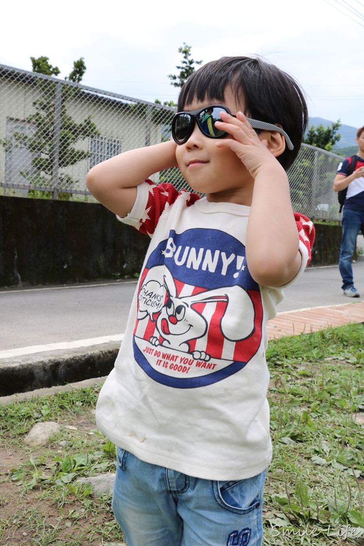 前Zara baby設計師設計。瑞士SHADEZ幼童太陽眼鏡（0-12歲）。抗UV400耐彎折安全鏡架