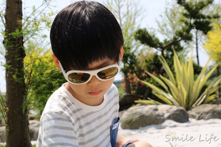 前Zara baby設計師設計。瑞士SHADEZ幼童太陽眼鏡(0-12歲)。抗UV400耐彎折安全鏡架 前Zara baby設計師設計。瑞士SHADEZ幼童太陽眼鏡(0-12歲)。抗UV400耐彎折安全鏡架