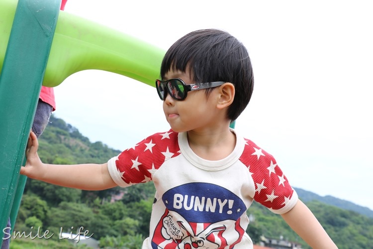前Zara baby設計師設計。瑞士SHADEZ幼童太陽眼鏡(0-12歲)。抗UV400耐彎折安全鏡架 前Zara baby設計師設計。瑞士SHADEZ幼童太陽眼鏡(0-12歲)。抗UV400耐彎折安全鏡架