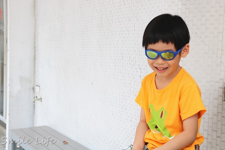 前Zara baby設計師設計。瑞士SHADEZ幼童太陽眼鏡(0-12歲)。抗UV400耐彎折安全鏡架 前Zara baby設計師設計。瑞士SHADEZ幼童太陽眼鏡(0-12歲)。抗UV400耐彎折安全鏡架