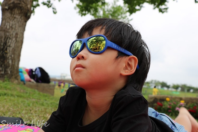 前Zara baby設計師設計。瑞士SHADEZ幼童太陽眼鏡(0-12歲)。抗UV400耐彎折安全鏡架 前Zara baby設計師設計。瑞士SHADEZ幼童太陽眼鏡(0-12歲)。抗UV400耐彎折安全鏡架