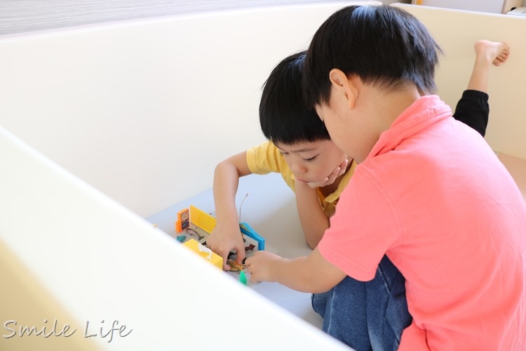 MIT。HANPLUS 4cm超厚折疊式兒童無毒安全地墊/寶寶遊戲墊/沙發椅。彈簧腳不怕樓下鄰居來客訴 MIT。HANPLUS 4cm超厚折疊式兒童無毒安全地墊/寶寶遊戲墊/沙發椅。彈簧腳不怕樓下鄰居來客訴