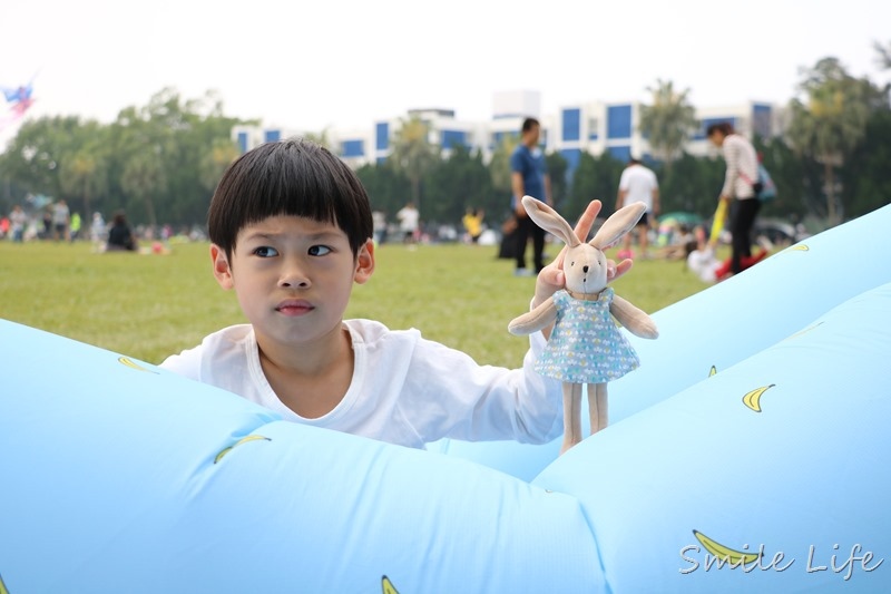 ▌聰明教具▌法國Moulin Roty故事手電筒,在家也能享受迷你電影院。還有幼稚園必備免燙轉印姓名貼,不怕上學衣服穿錯啦! ▌聰明教具▌法國Moulin Roty故事手電筒,在家也能享受迷你電影院。還有幼稚園必備免燙轉印姓名貼,不怕上學衣服穿錯啦!