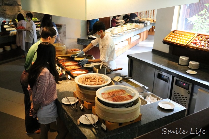 ▌花蓮飯店▌擁覽絕世美景「太魯格晶英酒店」一泊二食。無邊際泳池、兒童水上電影院、峽谷露天電影院