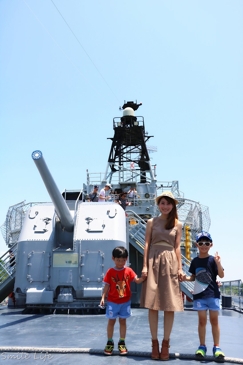 ▌台南景點▌IG打卡熱點。與小鮮肉定情碼頭「安平德陽艦軍艦博物館」