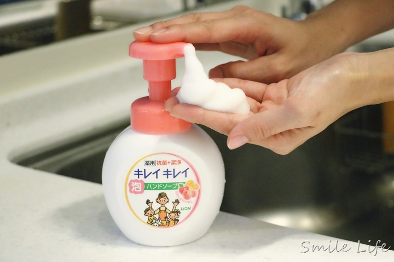 滿足泡泡控讓孩子愛上洗手。日本幼兒園都在用的「日本獅王趣淨洗手慕斯」日韓銷售TOP1 滿足泡泡控讓孩子愛上洗手。日本幼兒園都在用的「日本獅王趣淨洗手慕斯」日韓銷售TOP1