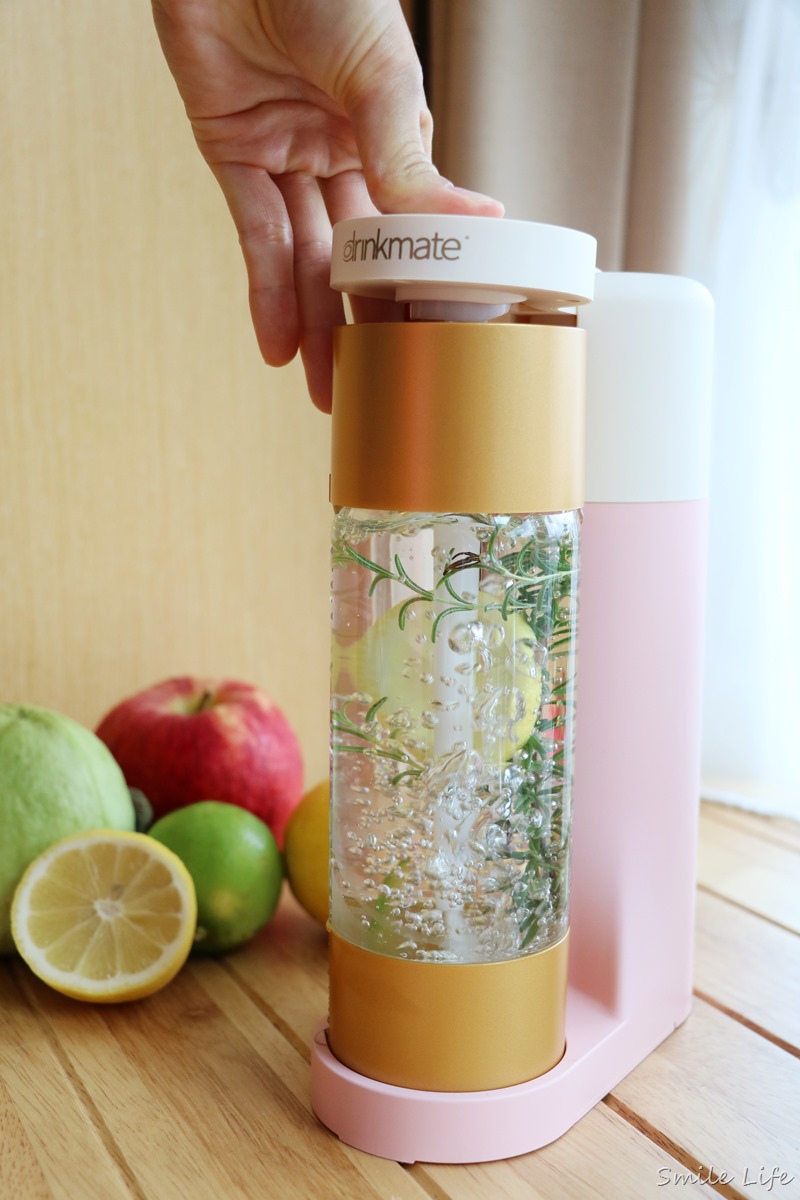 ▌8/24開團預告▌全台最迷你「美國Drinkmate G258 Mini 氣泡機」。可直接打果汁、果醋、製作纖體香草氣泡水 ▌8/24開團預告▌全台最迷你「美國Drinkmate G258 Mini 氣泡機」。可直接打果汁、果醋、製作纖體香草氣泡水