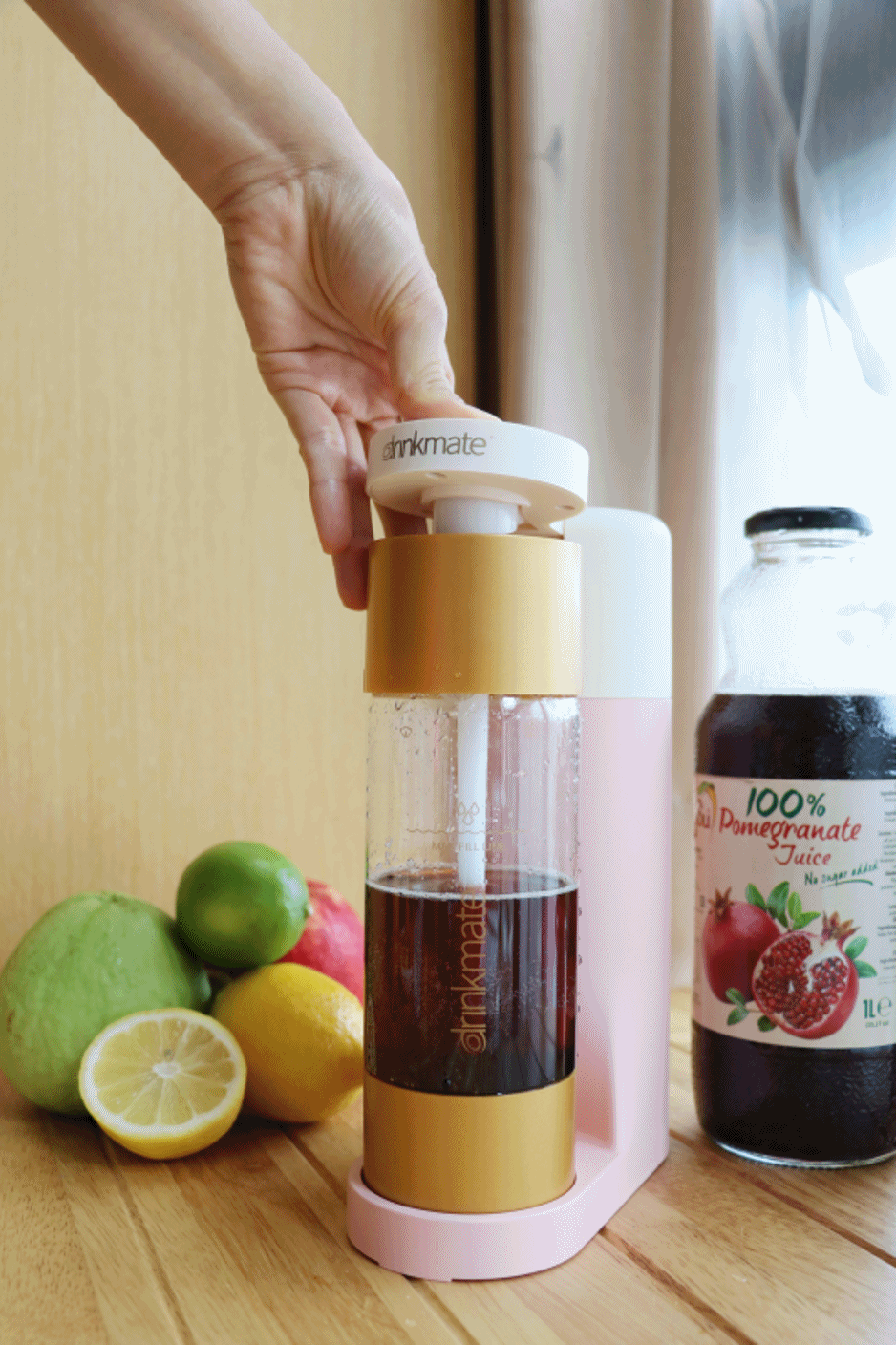 ▌8/24開團預告▌全台最迷你「美國Drinkmate G258 Mini 氣泡機」。可直接打果汁、果醋、製作纖體香草氣泡水 ▌8/24開團預告▌全台最迷你「美國Drinkmate G258 Mini 氣泡機」。可直接打果汁、果醋、製作纖體香草氣泡水