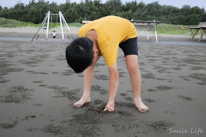 ▌森林人13露▌隱世忘憂森林、水上夢幻星空帳。台南雙春濱海遊憩區-vanaheim愛莊園露營區（雙春濱海遊憩區）。沙灘海景、滑水道、烤肉、協力車、潟湖綠林