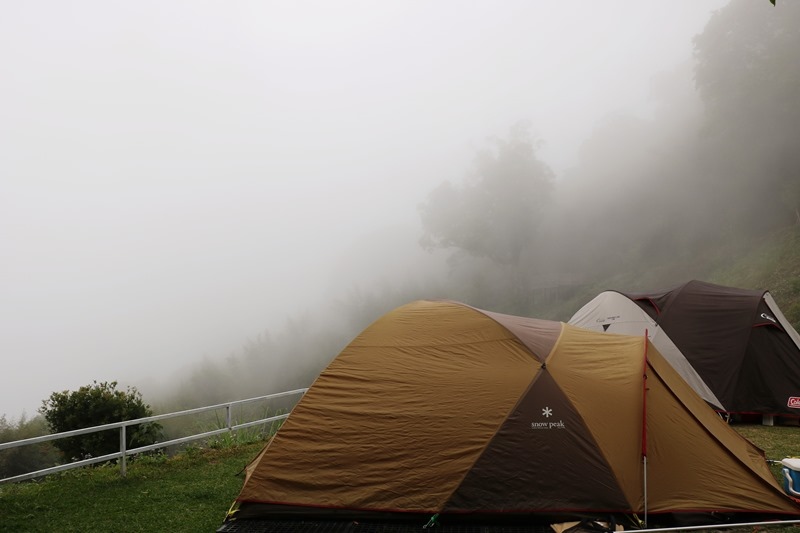 ▌森林人18露▌夕陽、雲海、竹林步道、竹筒飯DIY。苗栗泰安「哈撒山莊」露營區