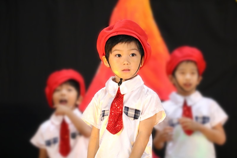 兒童機能軟糖推薦【ACE Super kids機能Q】添加維他命D、DHA、益生菌、綜合維他命…素食朋友也能吃,還有牙博士固齒棒棒糖哦 兒童機能軟糖推薦【ACE Super kids機能Q】添加維他命D、DHA、益生菌、綜合維他命…素食朋友也能吃,還有牙博士固齒棒棒糖哦