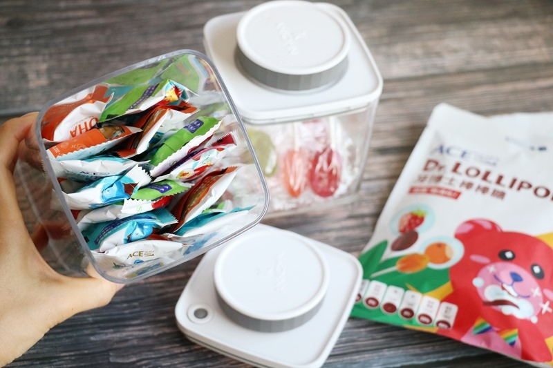 兒童機能軟糖推薦【ACE Super kids機能Q】添加維他命D、DHA、益生菌、綜合維他命…素食朋友也能吃,還有牙博士固齒棒棒糖哦 兒童機能軟糖推薦【ACE Super kids機能Q】添加維他命D、DHA、益生菌、綜合維他命…素食朋友也能吃,還有牙博士固齒棒棒糖哦