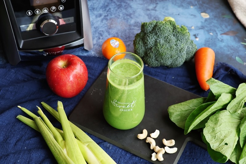 維媽減醣生機日常｜美國Vitamix A3500i超跑調理機。送綠拿鐵鮮凍包用原型食物養健康