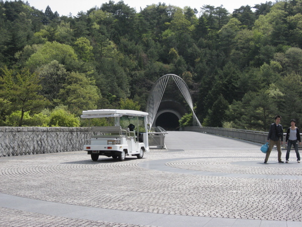 MIHO美術館接駁車