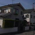 日本的房子很可愛  小小胖胖的