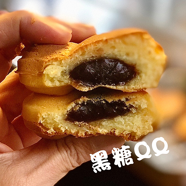 【新北板橋美食】真香雞蛋糕神奇桂冠芝麻湯圓 、黑糖QQ、O 【新北板橋美食】真香雞蛋糕神奇桂冠芝麻湯圓 、黑糖QQ、O