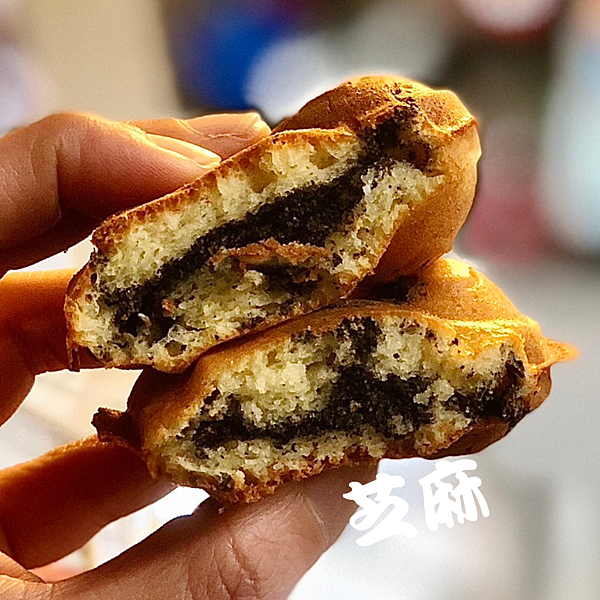 【新北板橋美食】真香雞蛋糕神奇桂冠芝麻湯圓 、黑糖QQ、O 【新北板橋美食】真香雞蛋糕神奇桂冠芝麻湯圓 、黑糖QQ、O