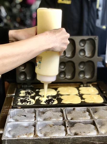 【新北板橋美食】真香雞蛋糕｜神奇桂冠芝麻湯圓 、黑糖QQ、O