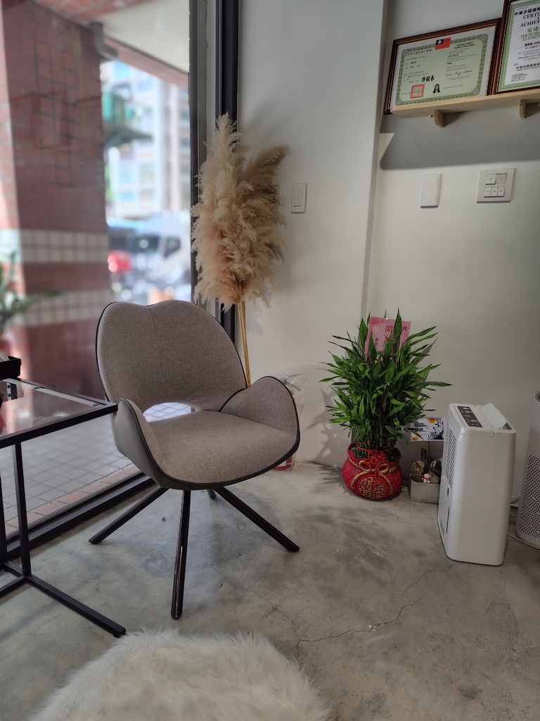 新北林口霧眉推薦。希瓦利美學SIVALI：打造自然半永久定妝