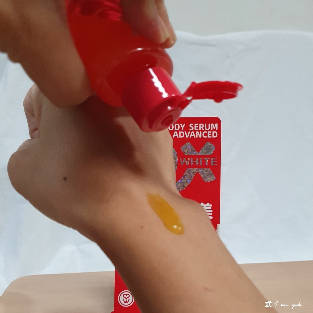 BABY WHITE。10倍．白．超濃縮美白身體精華