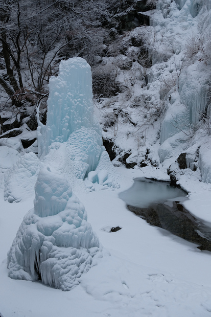 【韓國首爾玩雪】近郊玩雪之一 - 超壯觀冰瀑 - Eobi 