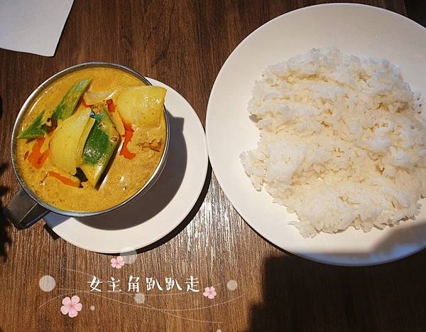 公館台大美食推薦_港式茶餐廳_茗香園_咖哩牛肉飯