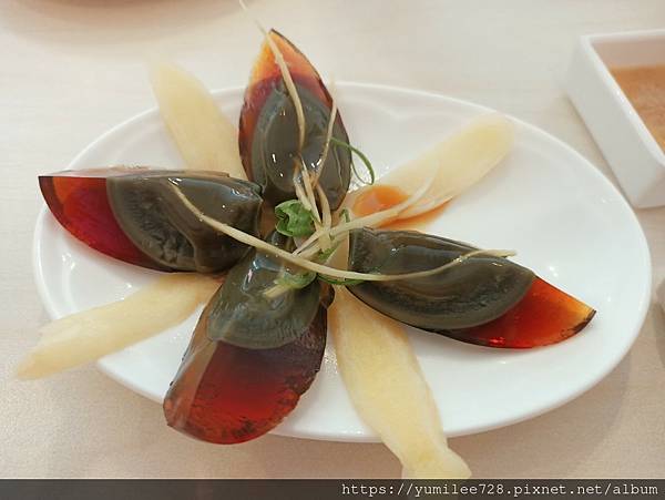 忠孝新生站美食|善導寺美食|文慶雞~超道地的海南雞飯|台北道地海南雞飯推薦~嫩薑皮蛋