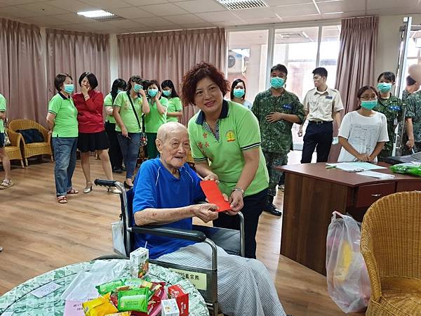 2019828榮家慶生&#127881;&#127882;暨北海餐廳幹部會議&#127880;&#127880;&#127880;_190829_0150.jpg