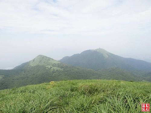 大屯主峰連峰步道 (27).jpg