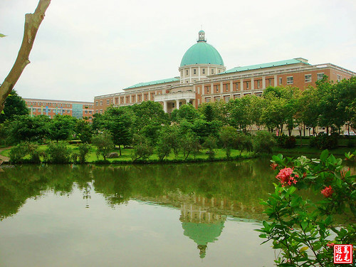 亞洲大學黃金雨荷花 (48).jpg