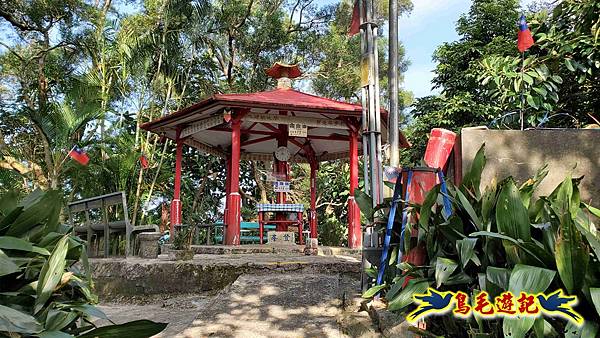 微笑山線(捷運景安站-迎日石-國旗嶺-長壽嶺-牛埔頭山-五尖山-南勢角山-光明頂-捷運南勢角站) (17).jpg 微笑山線(捷運景安站-迎日石-國旗嶺-長壽嶺-牛埔頭山-五尖山-南勢角山-光明頂-捷運南勢角站) (17).jpg