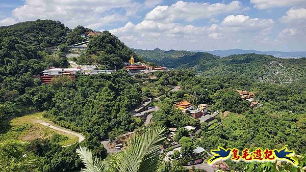 微笑山線(捷運景安站-迎日石-國旗嶺-長壽嶺-牛埔頭山-五尖山-南勢角山-光明頂-捷運南勢角站) (136).jpg 微笑山線(捷運景安站-迎日石-國旗嶺-長壽嶺-牛埔頭山-五尖山-南勢角山-光明頂-捷運南勢角站) (136).jpg