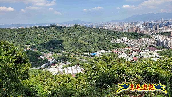 微笑山線(捷運景安站-迎日石-國旗嶺-長壽嶺-牛埔頭山-五尖山-南勢角山-光明頂-捷運南勢角站) (135).jpg