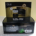 OLAY的活膚精華霜組合包