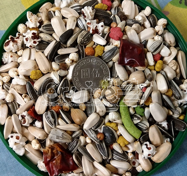 台灣製造_台產鳥飼料&鸚鵡飼料及營養補充品