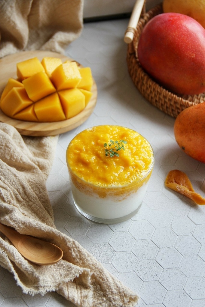 爽舖團購芒果品種有四種、愛文芒果、金煌芒果、玉文芒果