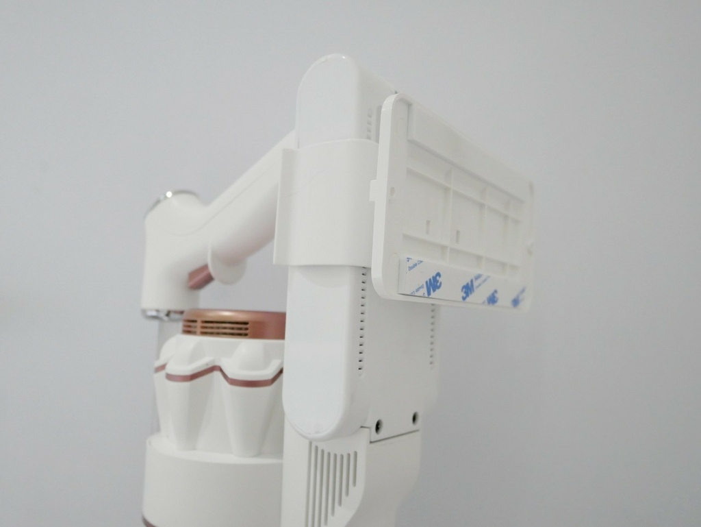 LINE_ALBUM_山水_220331_8.jpg SANSUI山水智慧偵測濕拖無線吸塵器 SVC-K720 (粉黛采)豪華大全配,8種吸頭配件,搭配4段LED變換燈吸力模式