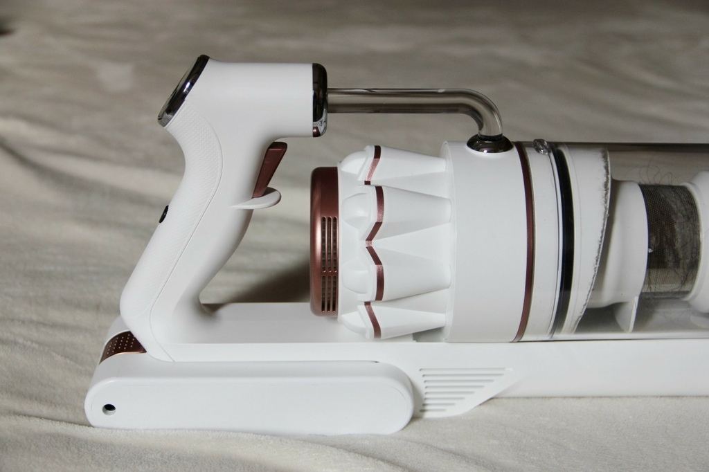 LINE_ALBUM_山水_220331_25.jpg 【SANSUI山水】智慧偵測濕拖無線吸塵器 SVC-K720 (粉黛采)豪華大全配,8種吸頭配件,搭配4段LED變換燈吸力模式