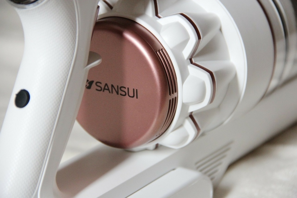 LINE_ALBUM_山水_220331_31.jpg 【SANSUI山水】智慧偵測濕拖無線吸塵器 SVC-K720 (粉黛采)豪華大全配,8種吸頭配件,搭配4段LED變換燈吸力模式