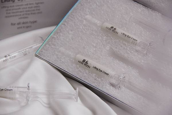 38韓潤獨特隱形海星八爪術　不只凍齡還要逆齡更要無齡 修復潤澤亮白緊緻澎彈.jpg