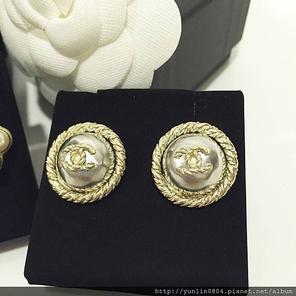 Chanel-earrings5.jpg